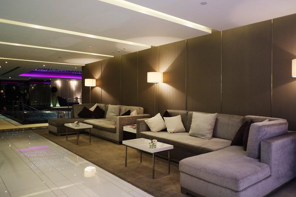 Hotel The Mira Hongkong Exteriér fotografie The lobby of the hotel
